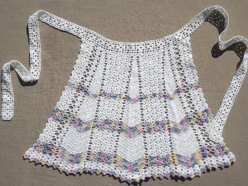 vintage crochet apron, cotton thread crocheted lace chevrons apron
