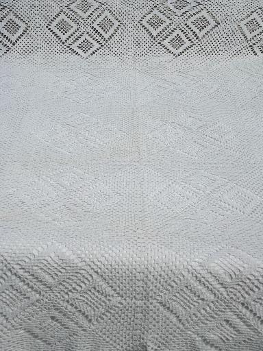 vintage crochet lace bedspread, square block motifs cotton coverlet