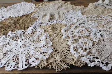 Vintage doilies set Cottage Farmhouse Decor Handmade Vintage Lace Doily Set Hand Crocheted White doilies set of 3 Shabby Chic