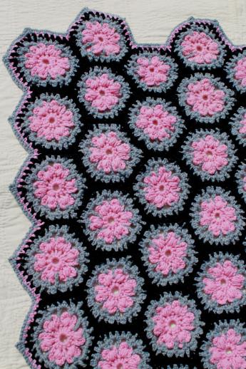 vintage crochet yo-yo afghan, throw or lap blanket in retro pink, grey, black
