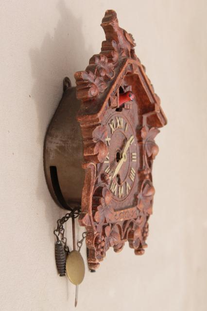 vintage cuckoo clock Lux / Waterbury wind-up clock black forest fairy tale cottage