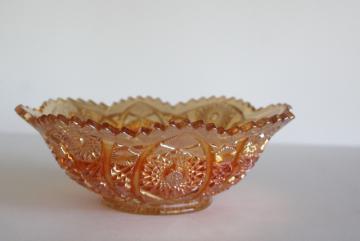 vintage daisy and button pattern glass bowl, marigold orange luster carnival glass