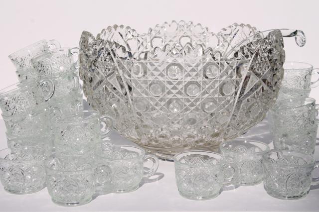 vintage daisy & button pattern glass punch set, huge punch bowl w/ cups & glass ladle