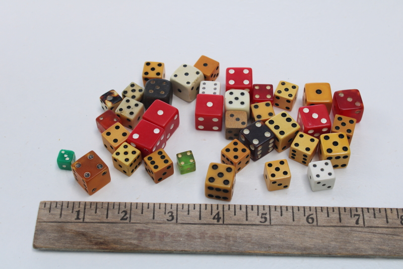 vintage dice lot assorted game parts, bakelite catalin dice  modern plastics