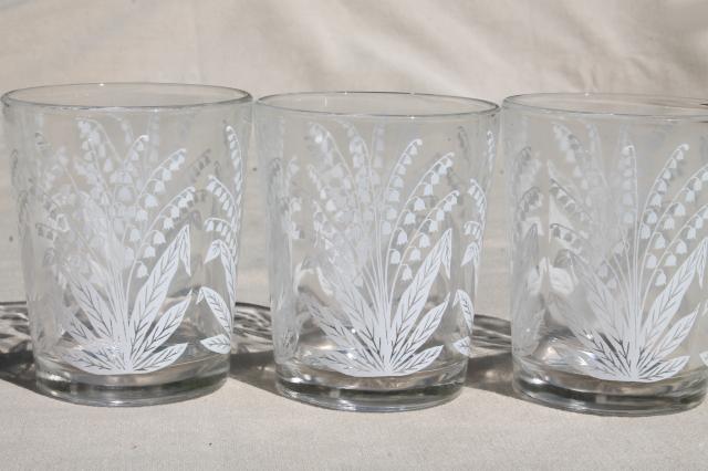 vintage drinking glasses set, lily of the valley flowered print glass tumblers
