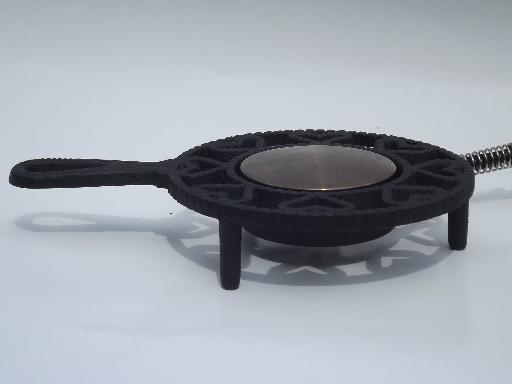 vintage electric warmer for buffet, old Williamsburg cast iron trivet