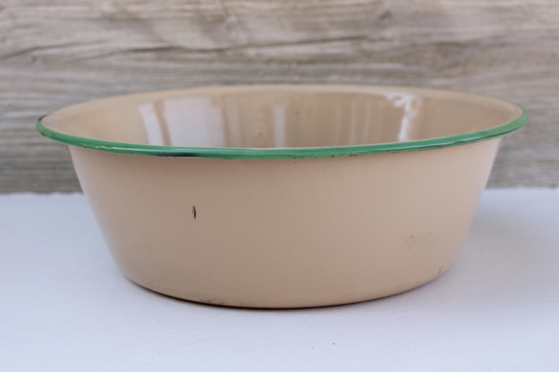 vintage enamelware, green trim small pan or wash basin, farmhouse kitchen bowl