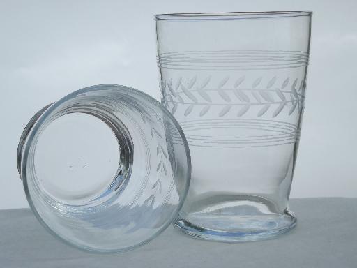 vintage etched laurel  drinking glasses, laurel & band pattern glass tumblers