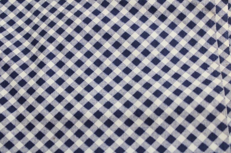 vintage fabric w/ navy blue & white checkered print, quilting or shirt weight cotton