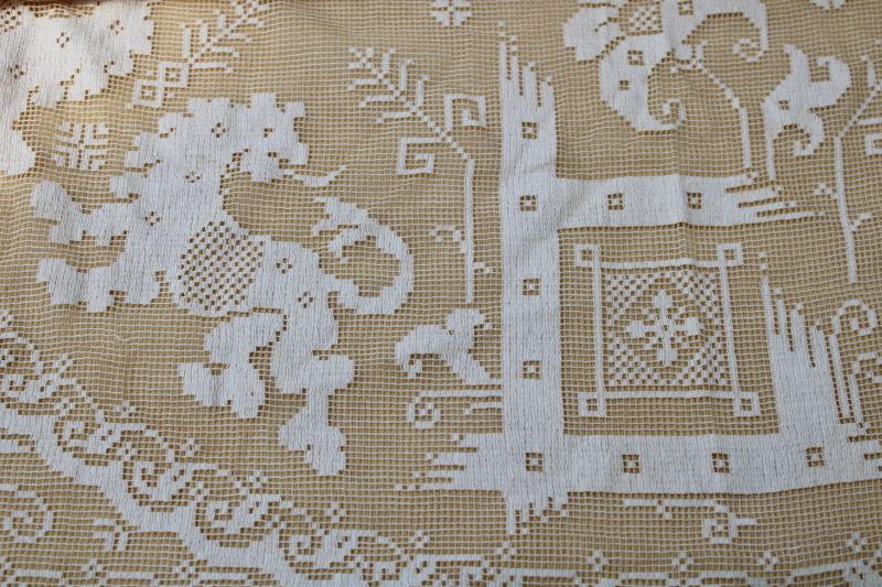 vintage figural lace table cloth w/ lions, Italian buratto net lace centerpiece