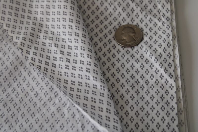 vintage fine light cotton shirting fabric 36 inches wide, old store tag 53 cents