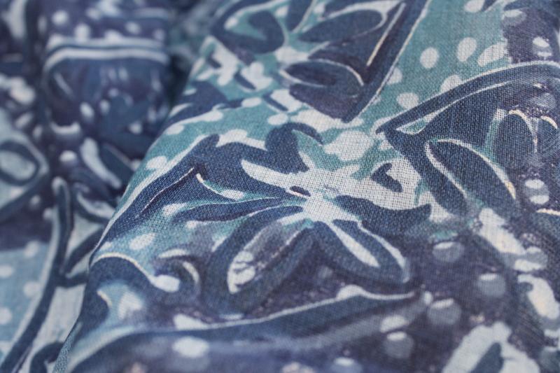 vintage gauzy open weave cotton fabric w/ batik type print shades of blue