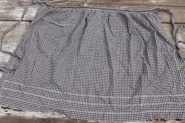 vintage gingham checked aprons, kitchen / garden chore apron lot, cute ...