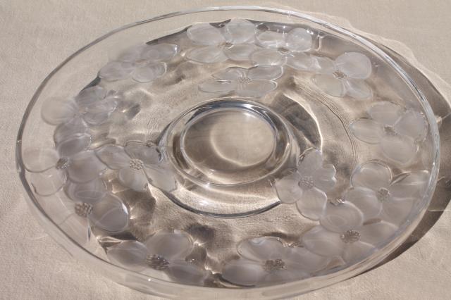 vintage glass cake or torte plate w/ frosted flowers, Colony Dogwood pattern satin glass