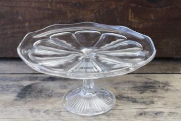 Glass Cake Plate with Ruffled Edges and Daisy Flower Pattern 3-footed Vintage Heavy