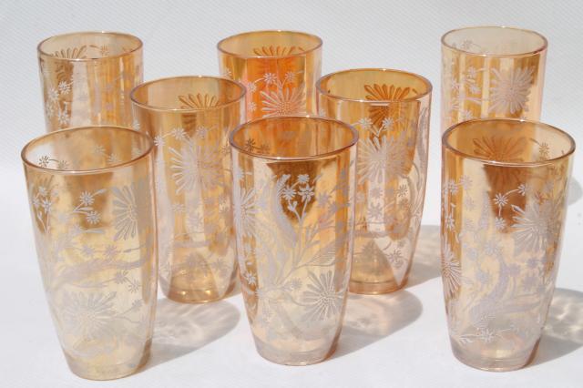 https://laurelleaffarm.com/item-photos/vintage-glass-lemonade-set-pitcher-glasses-Jeannette-cosmos-white-flowers-marigold-carnival-luster-Laurel-Leaf-Farm-item-no-z52866-8.jpg