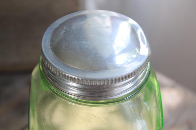 vintage green depression glass canister, quart hoosier jar w/ square shape