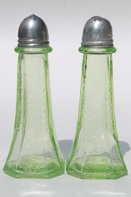 Classic Green Depression Style Glass Salt and Pepper Shakers