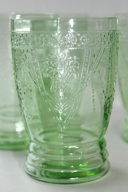vintage green depression glass tumblers, Federal Georgian Lovebirds pattern glasses