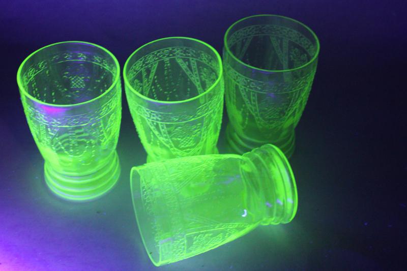 vintage green depression glass tumblers, Federal Georgian drinking glasses lovebirds