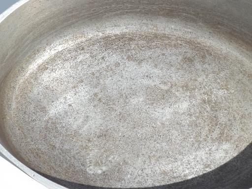vintage hammered aluminum oval dutch oven roaster, big roasting pan
