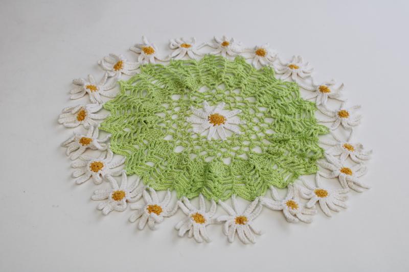 vintage handmade crochet lace doily, daisy chain ring of flowers colored cotton thread