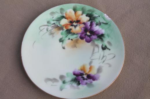 vintage hand-painted china plates with flowers, pretty floral dishes for wedding, tea party