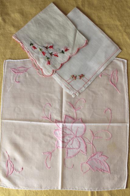 vintage hankies lot, 30+ handkerchiefs w/ spring flowers, embroidery, lace edgings