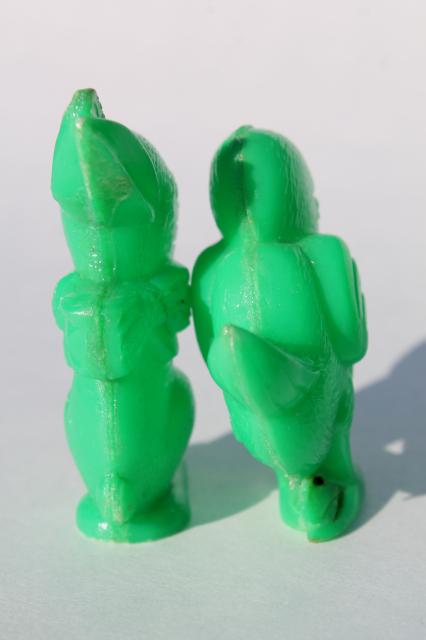 vintage hard plastic Easter bunny & chick novelty toys or prizes, cute retro decorations