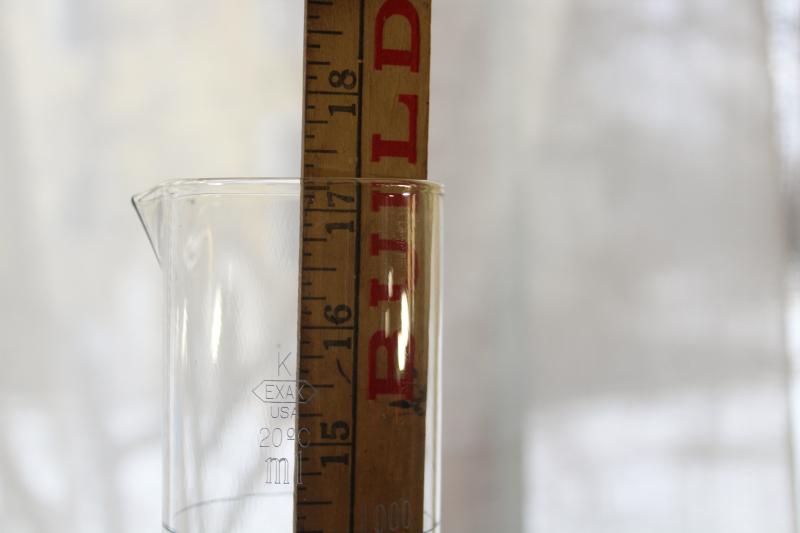 vintage industrial lab glass 1000 ml tall cylinder measures for display pieces or vases