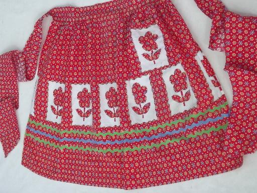 vintage kitchen apron, rick-rack print printed applique tulips cotton fabric