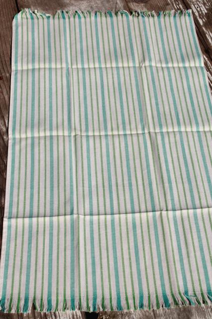 https://laurelleaffarm.com/item-photos/vintage-kitchen-towels-Startex-flower-print-tea-towel-set-striped-MorganJones-dishtowels-Laurel-Leaf-Farm-item-no-nt7754-6.jpg
