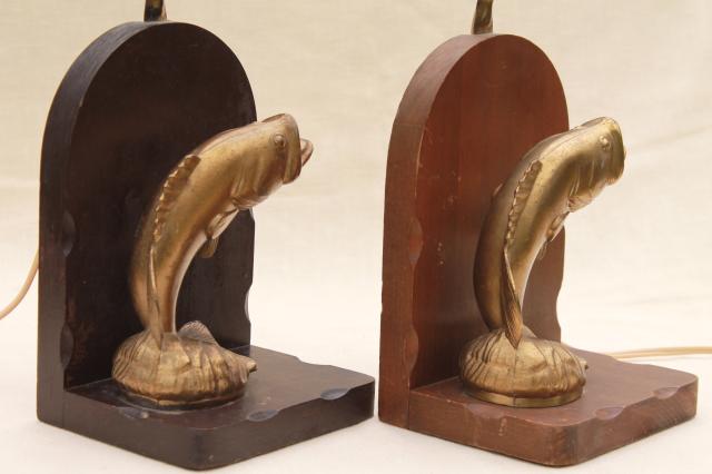vintage lamps w/ cast metal fish, wood bookends lamp set, rustic fishing camp cabin style