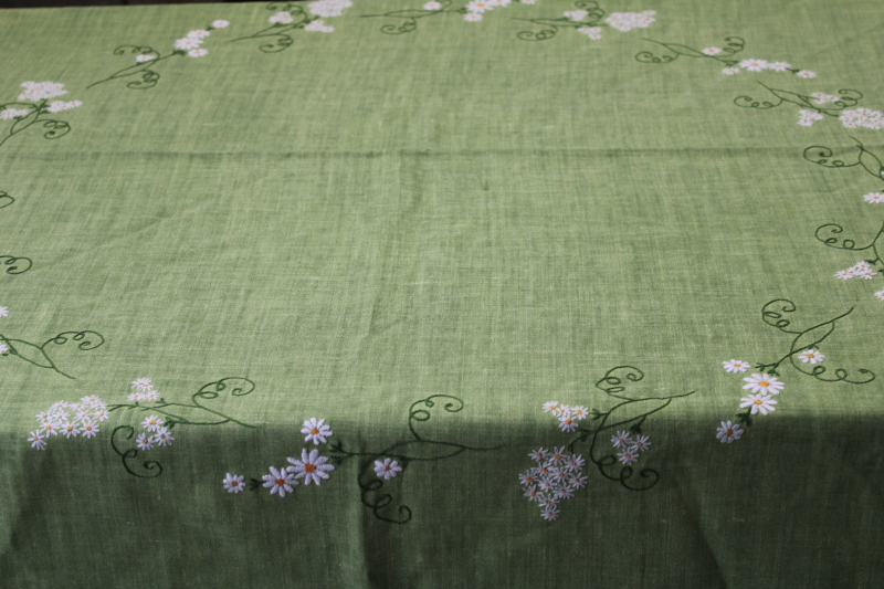Vintage Linen Tablecloth Inch Round Cloth Grass Green W Hand Embroidered Daisies