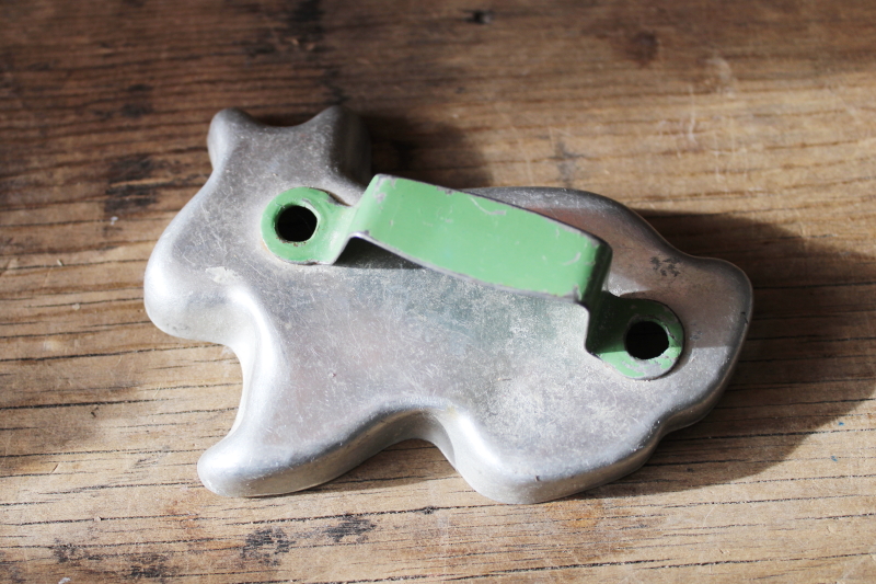 vintage metal cookie cutter w/ green painted handle, Easter bunny rabbit