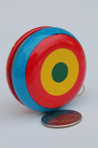 vintage metal yo-yo Made in Japan, tin litho print novelty toy yoyo