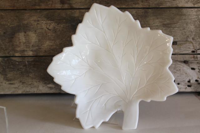 vintage milk glass, pebble leaf pattern tray or serving plate, Westmoreland maple leaf 