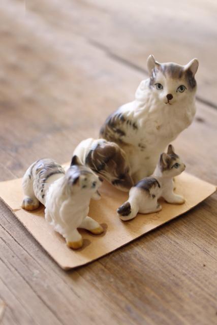 vintage miniatures bone china animals, Persian cat & kittens mini