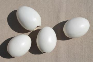 vintage nest eggs for primitive display, ceramic life size chicken eggs lot