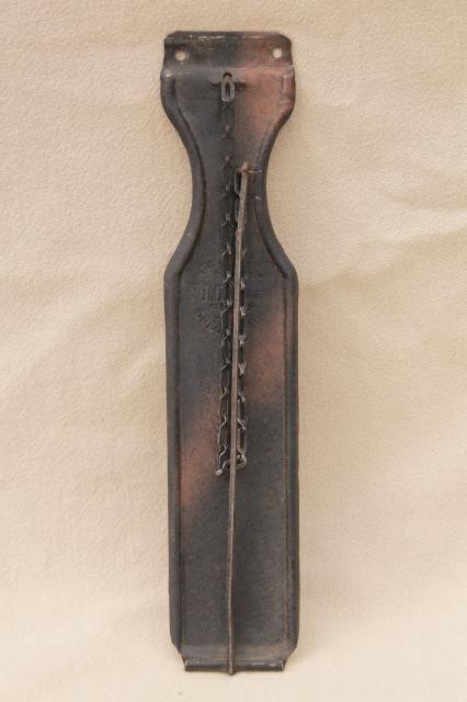 vintage patent gadget / tool, primitive fold-o-hanger portable hanging rack w/ clothes rod