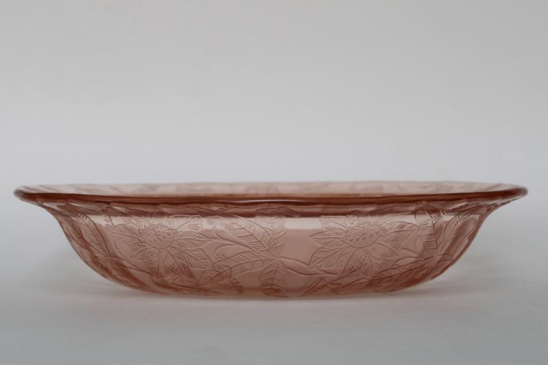 vintage pink depression glass oval bowl, Jeannette glass poinsettia floral pattern