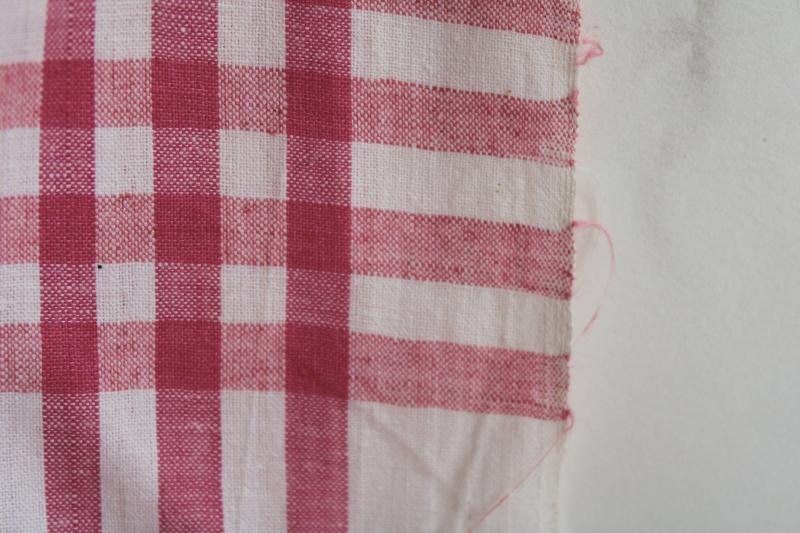 vintage pink & white woven plaid cotton fabric for retro kitchen linens or tablecloth
