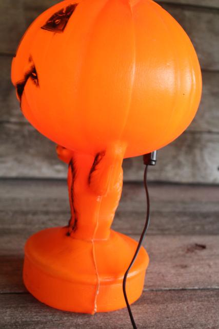 vintage plastic blow mold Halloween jack-o-lantern pumpkin & cat electric light window decor