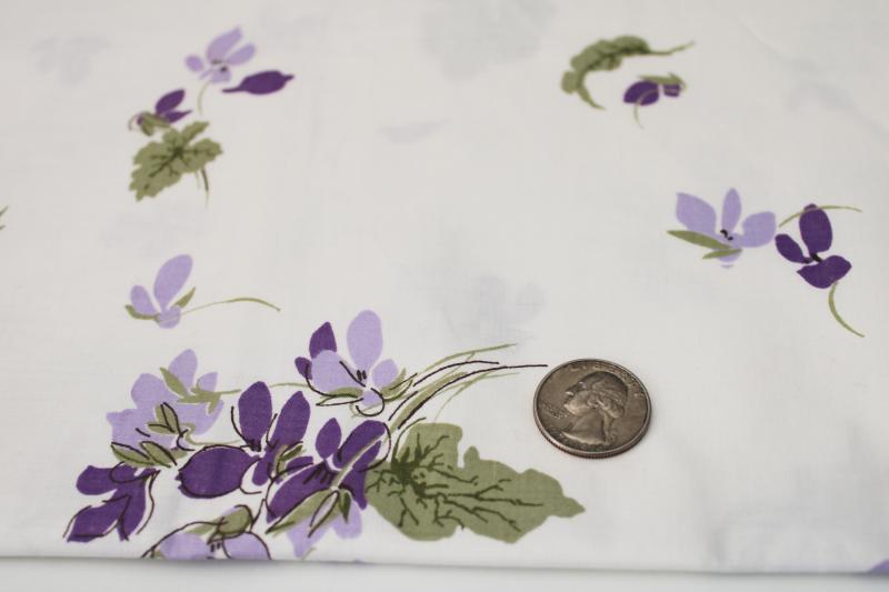 vintage polished cotton chintz fabric w/ bunches of violets floral print