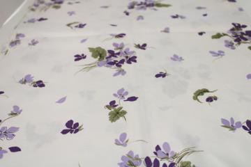 vintage polished cotton chintz fabric w/ bunches of violets floral print