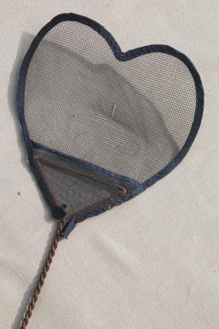vintage primitive heart fly swatter, old wood handle w/ wire window screen heart