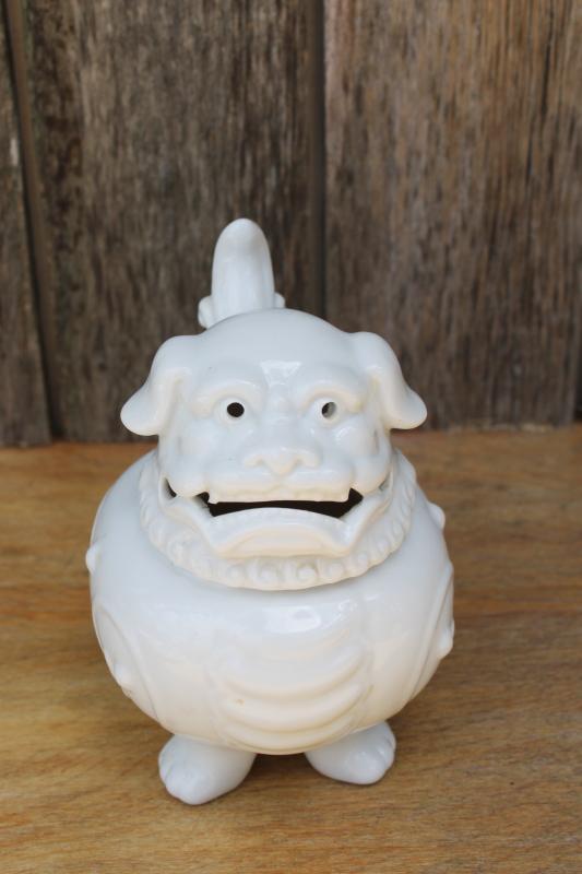 vintage pure white porcelain covered jar figural foo dog little lion fu 