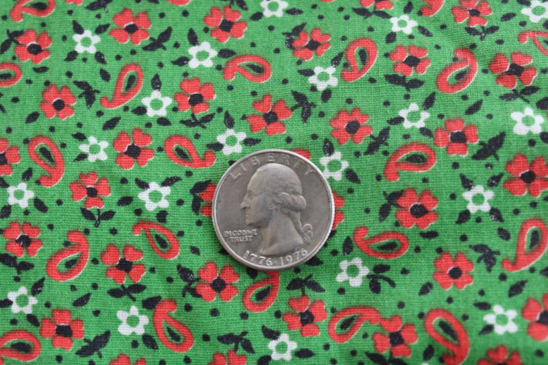 vintage quilting weight cotton fabric green w/ red tiny print flowers & paisley