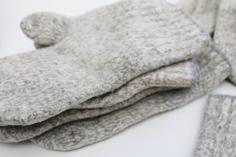 vintage ragg wool knit mittens, natural wool grey heather tweed rustic country style