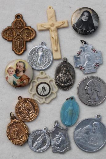 vintage religious jewelry lot, rosaries, holy medals, crucifixes, collection of 95 pieces